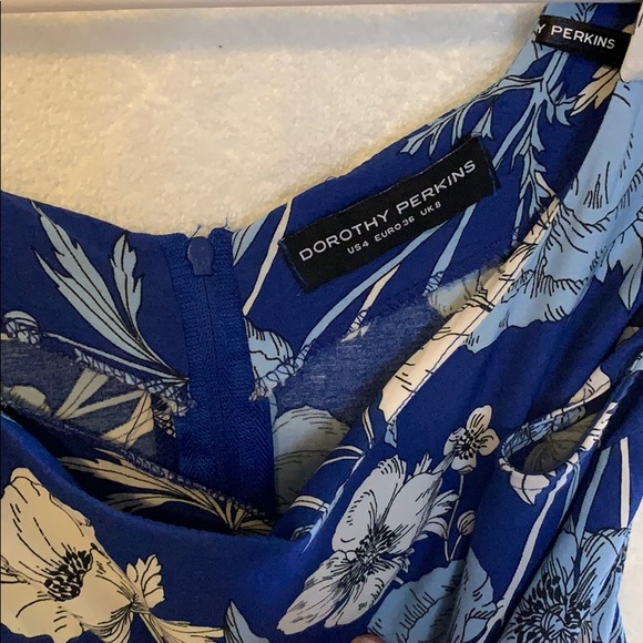 Dorothy Perkins fit and flare - Picture 4 of 5